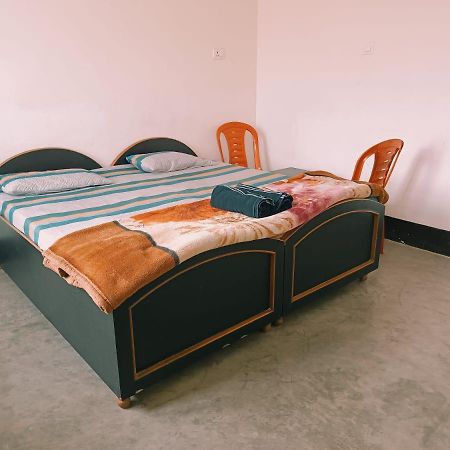 Kamla Guest House Kushinagar Экстерьер фото